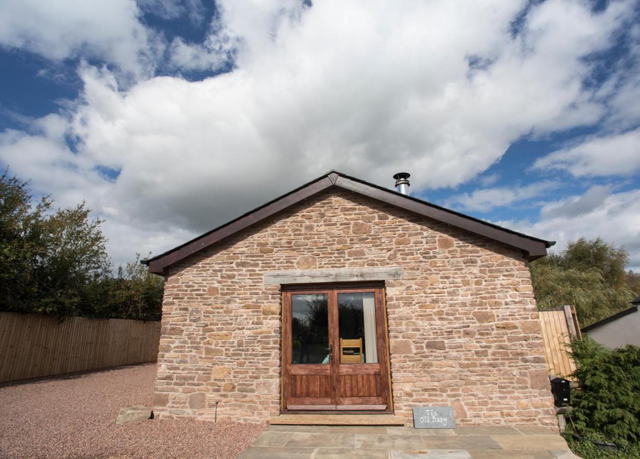 The Old Dairy - Boutique Countryside Cottage At Harrys Cottages Pen-y-Clawdd Exteriér fotografie