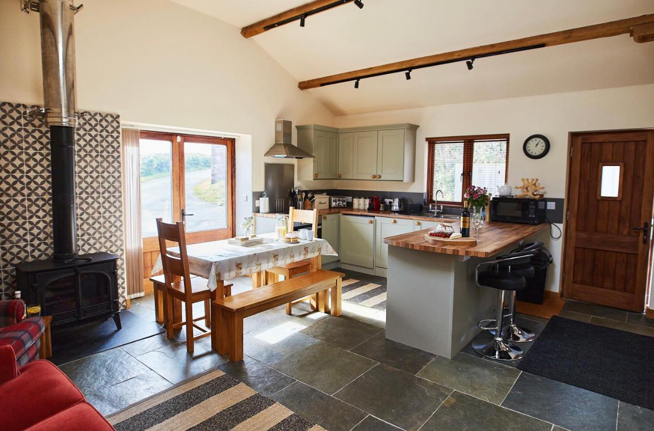 The Old Dairy - Boutique Countryside Cottage At Harrys Cottages Pen-y-Clawdd Exteriér fotografie